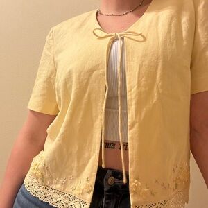 Yellow tie top